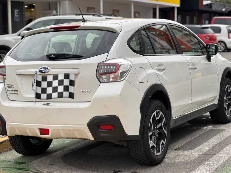 Subaru XV XV 1.6 AUTOMATICO AWD 2016 - Imagen 5 de 10