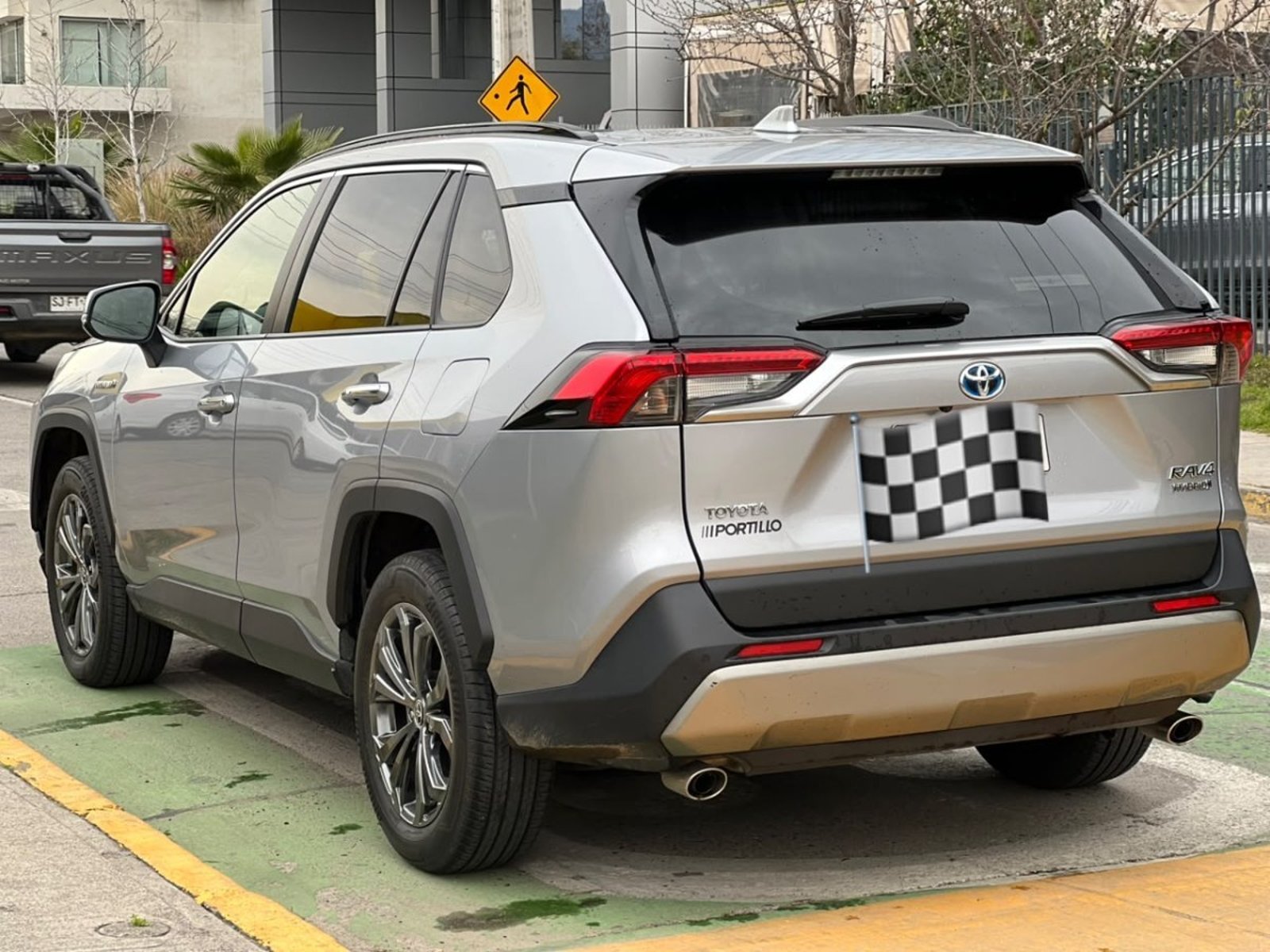 Toyota RAV 4 RAV4 HIBRIDO 2.5 LIMITED 4X4 2023 - Imagen 7 de 10