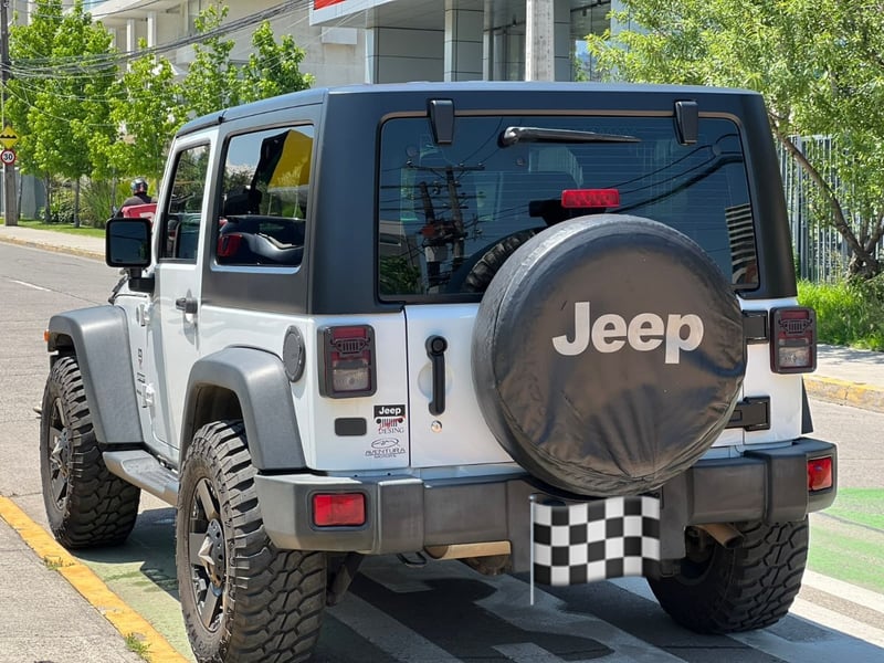 Jeep WRANGLER Wrangler 3.6 SPORT 4WD AT 3P 2019 - Imagen 7 de 10