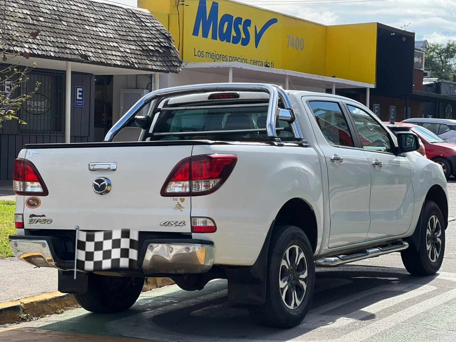 Mazda BT-50 Bt-50 3.2 SDX DOB. CAB. DIESEL 4X4 AT 4P 2018 - Foto 5 de 10