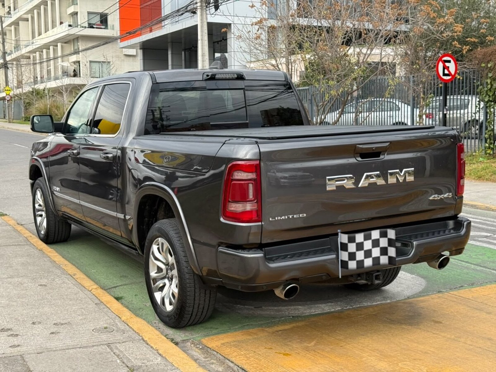 RAM 1500 RAM 1500 LIMITED 5.7 4X4 RAMBOX 2024 - Imagen 7 de 10