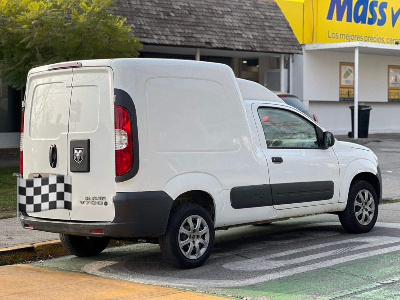 RAM VAN 700 700 RAPID 1.4 A/C 2021 - Imagen 5 de 10