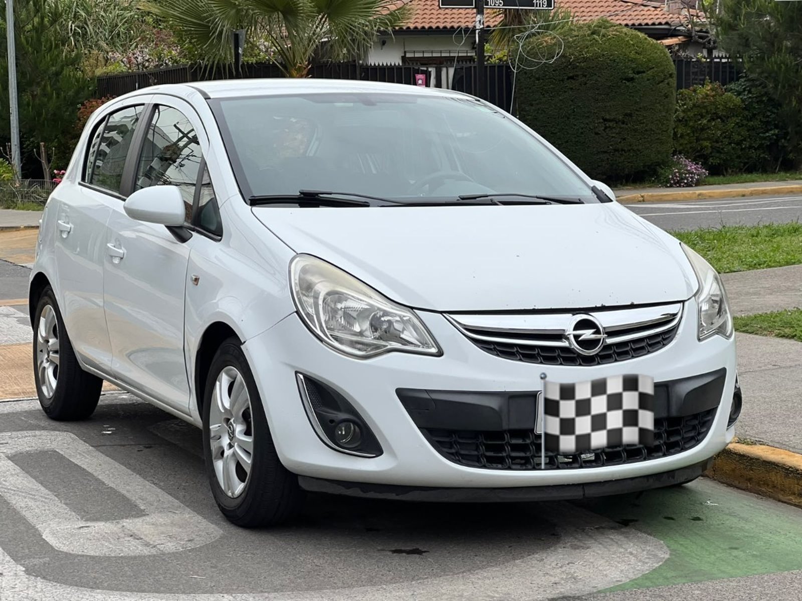 Opel CORSA Corsa 1.4 ENJOY 4X2 MT 2013 - Foto 3 de 10