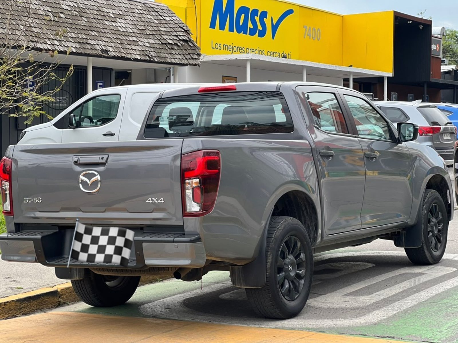 Mazda BT-50 Bt-50 3.0 CORE DIESEL 4X4 DOB.CAB. 6AT 4P 2026 - Foto 5 de 10