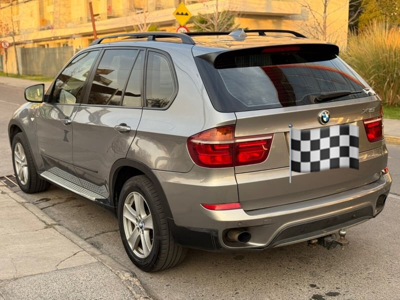BMW X5 X5 Xdrive 3.0 Turbo Diesel 2013 - Imagen 7 de 10