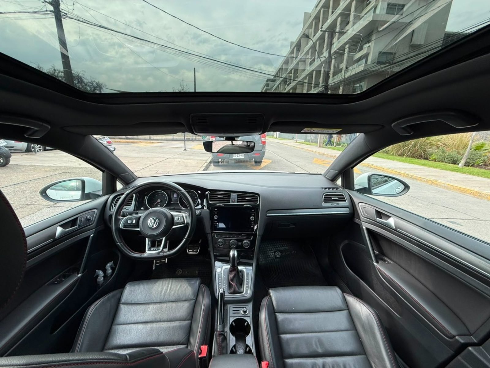 Volkswagen GOLF GOLG GTI 2.0 AUTOMATICO 2020 - Imagen 9 de 10
