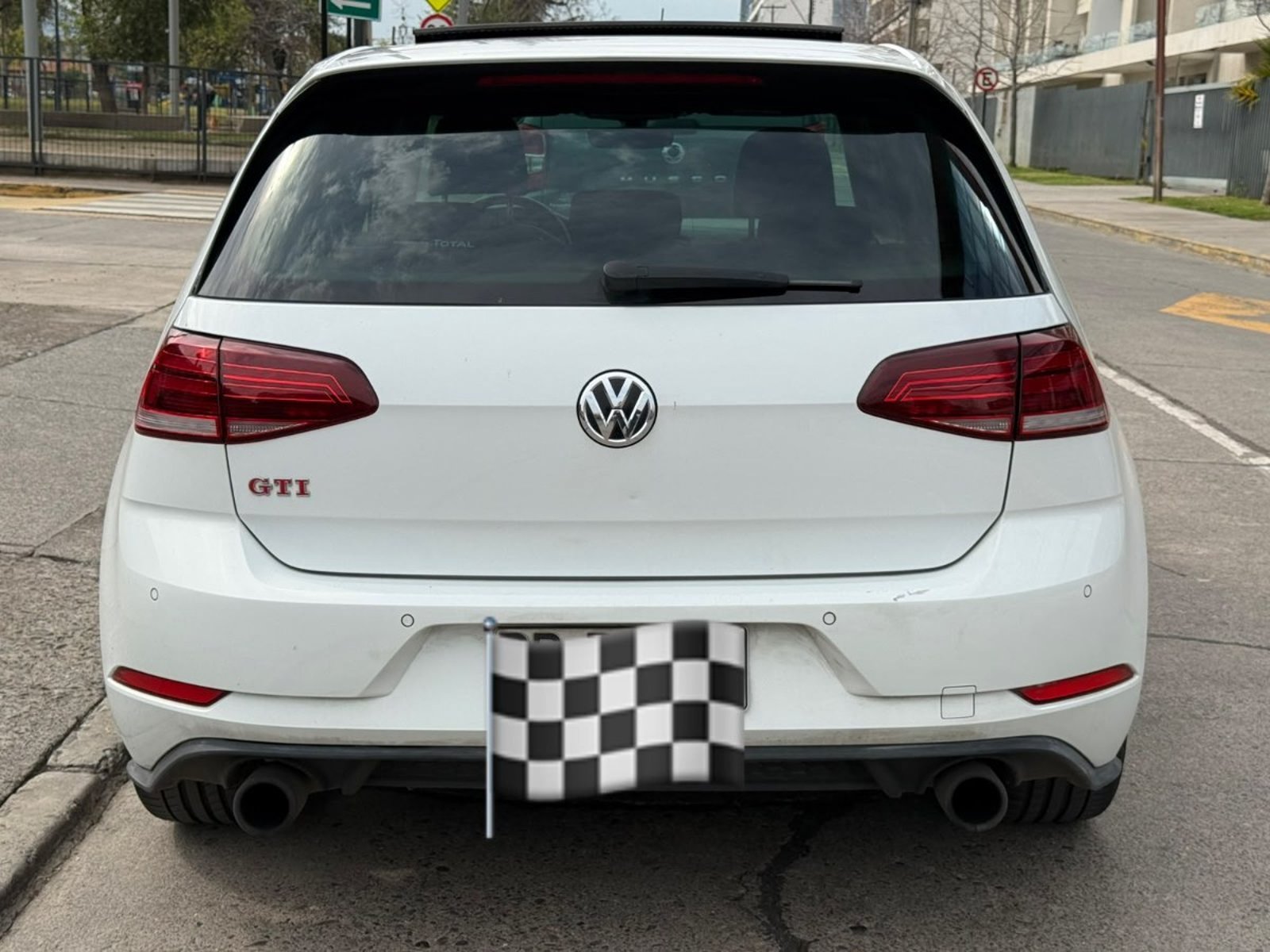 Volkswagen GOLF GOLG GTI 2.0 AUTOMATICO 2020 - Imagen 6 de 10