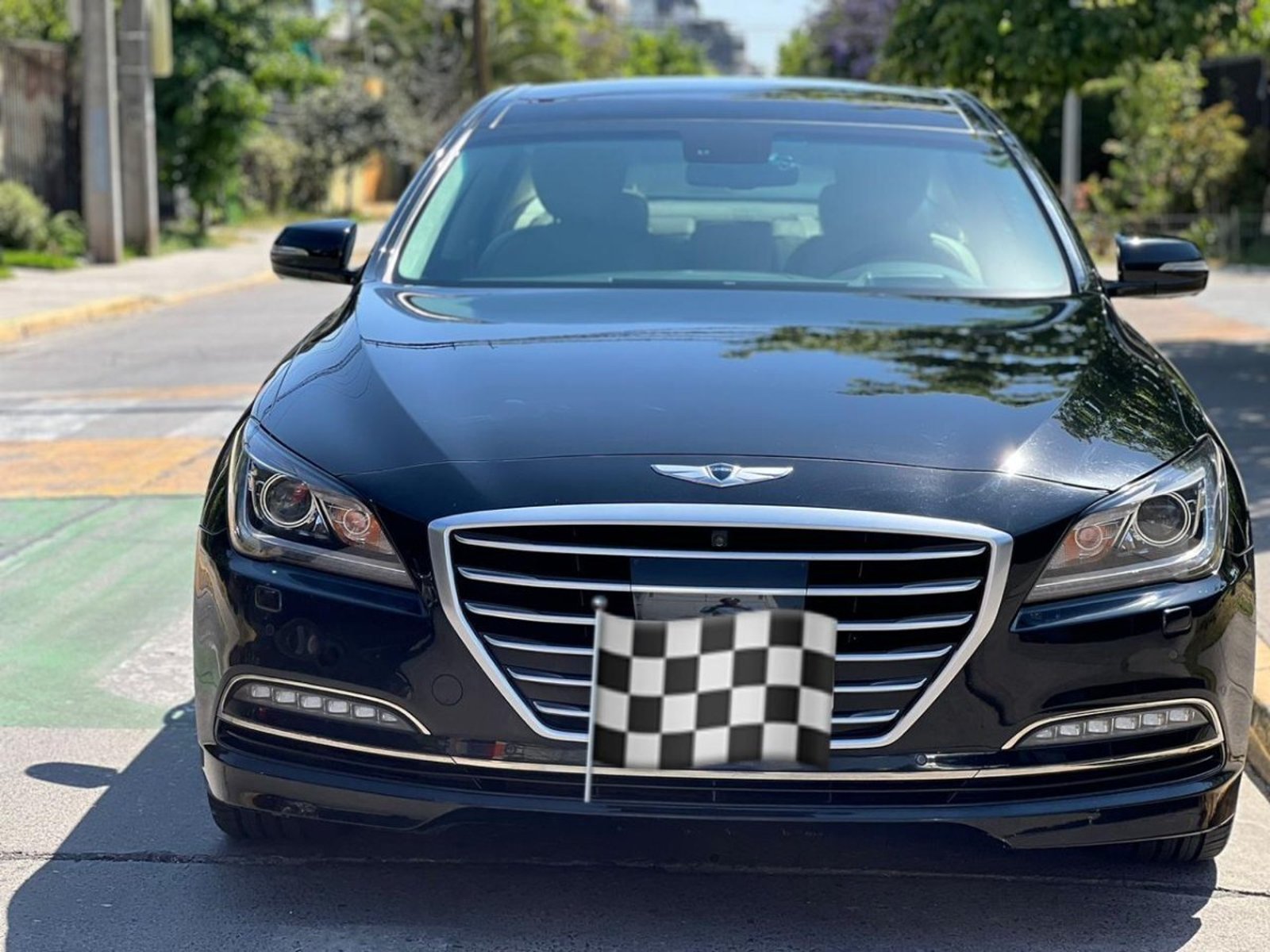 Hyundai GENESIS GENESIS 5.0 V8 AT 2017 - Foto 2 de 10