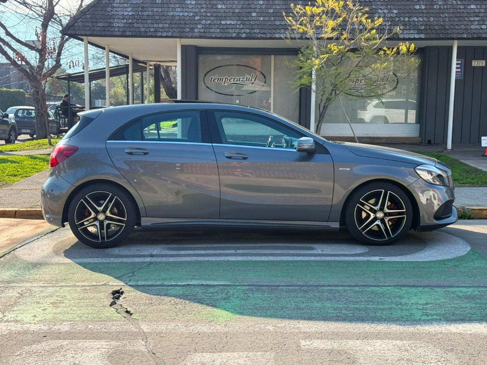 Mercedes-Benz A250 SPORT A250 AMG 2018 - Foto 4 de 10