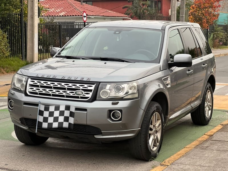 Land Rover FREELANDER FREELANDER 2 2.0 AT AWD 2013