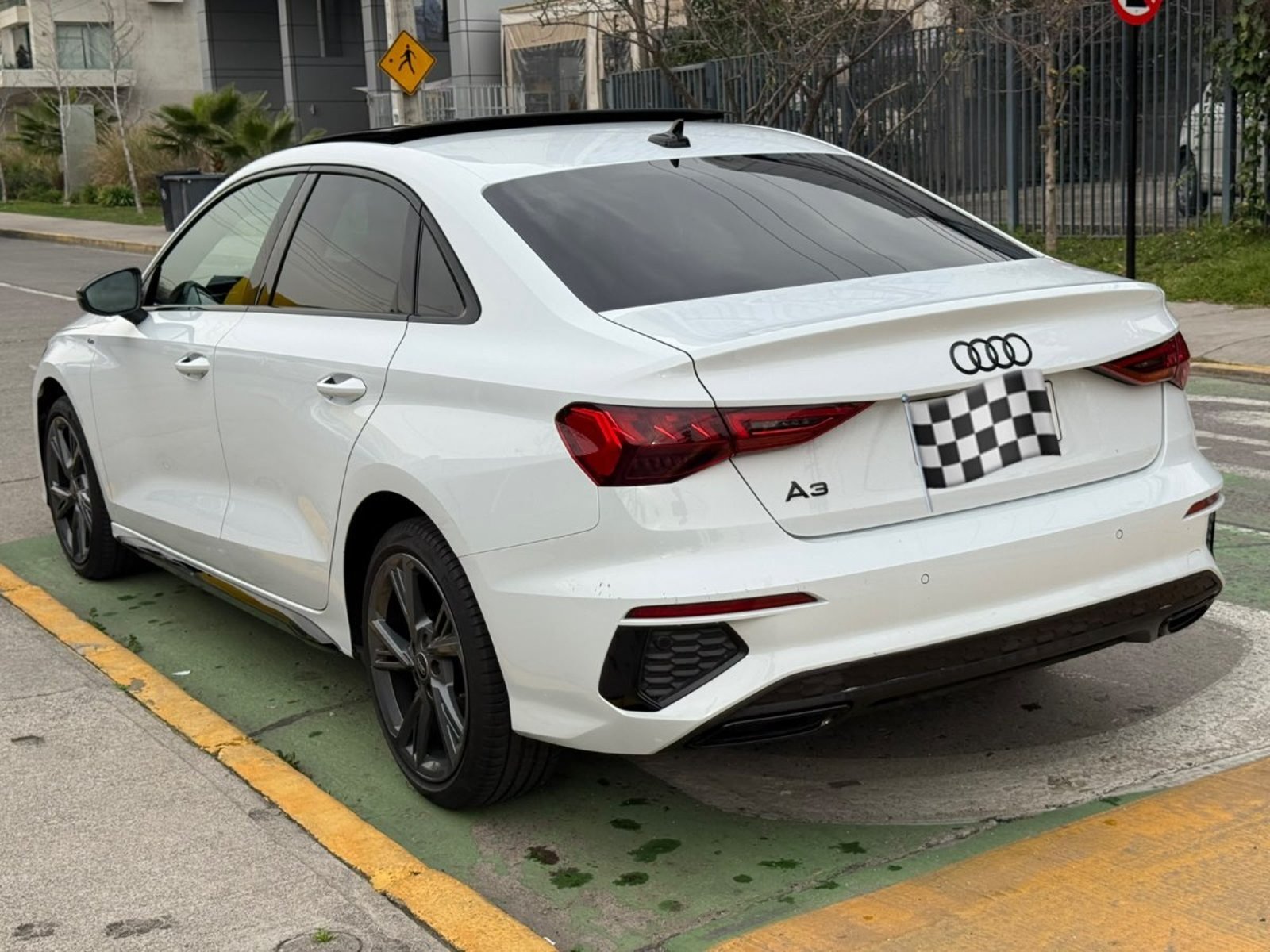 Audi A3 A3 SEDAN 35 TFSI 1.4 AUT S-LINE 2024 - Imagen 7 de 10