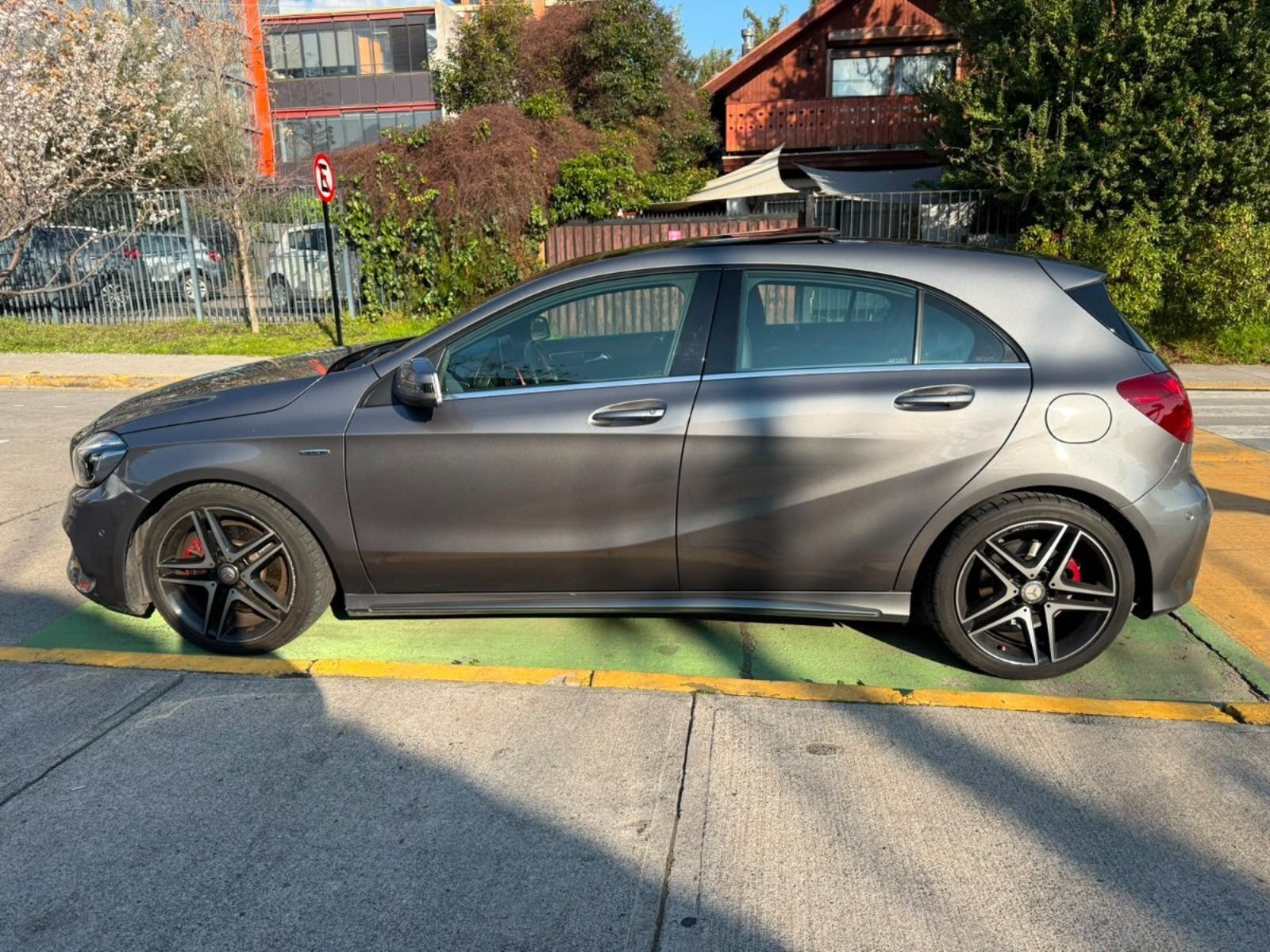 Mercedes-Benz A250 SPORT A250 AMG 2018 - Imagen 8 de 10