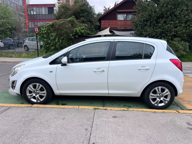 Opel CORSA Corsa 1.4 ENJOY 4X2 MT 2013 - Imagen 8 de 10