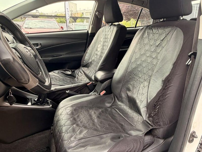 Toyota Yaris 2022 - Imagen 9 de 13