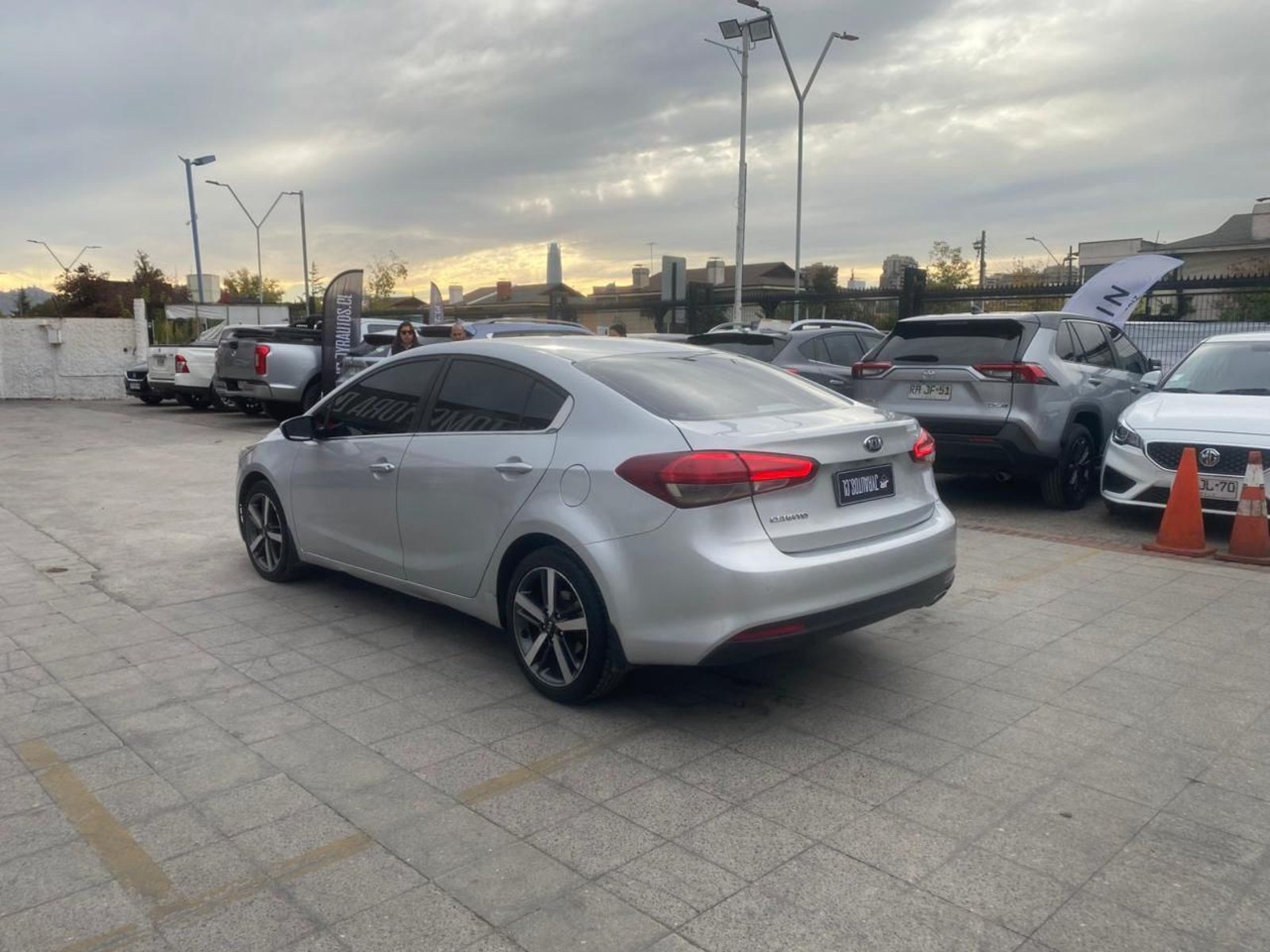 Kia Cerato 2018 - Imagen 6 de 12