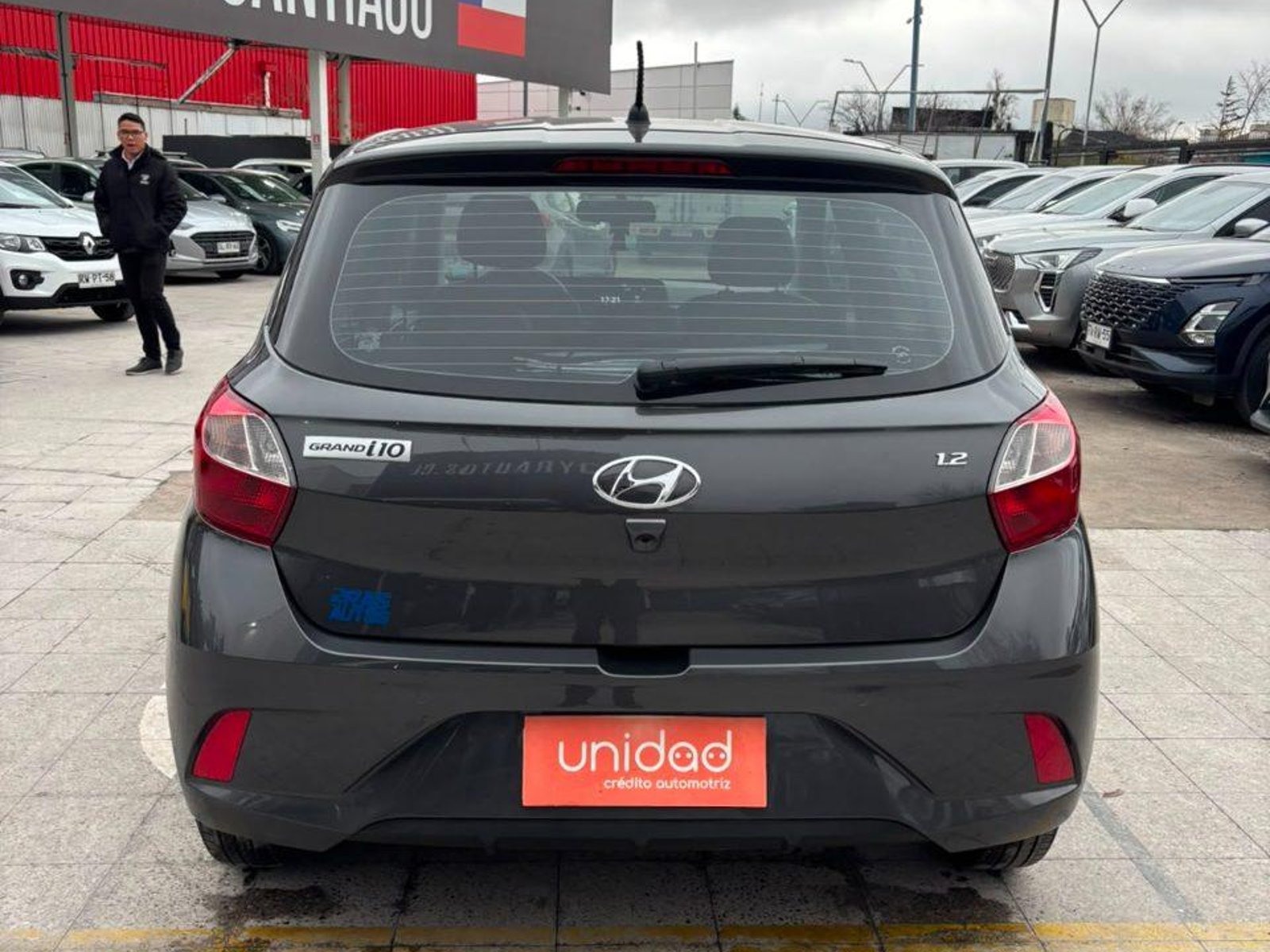 Hyundai Grand I10 2022 - Foto 5 de 9