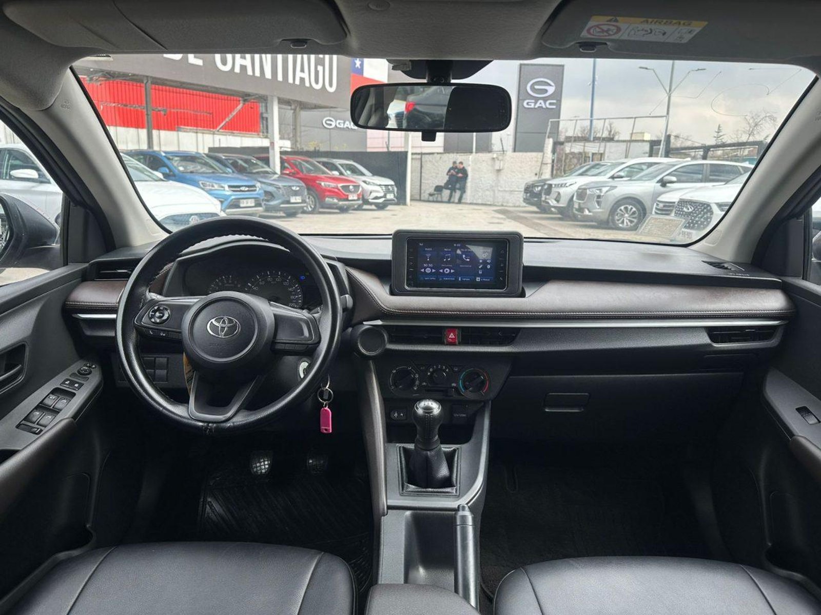 Toyota Yaris 2023 - Imagen 6 de 11