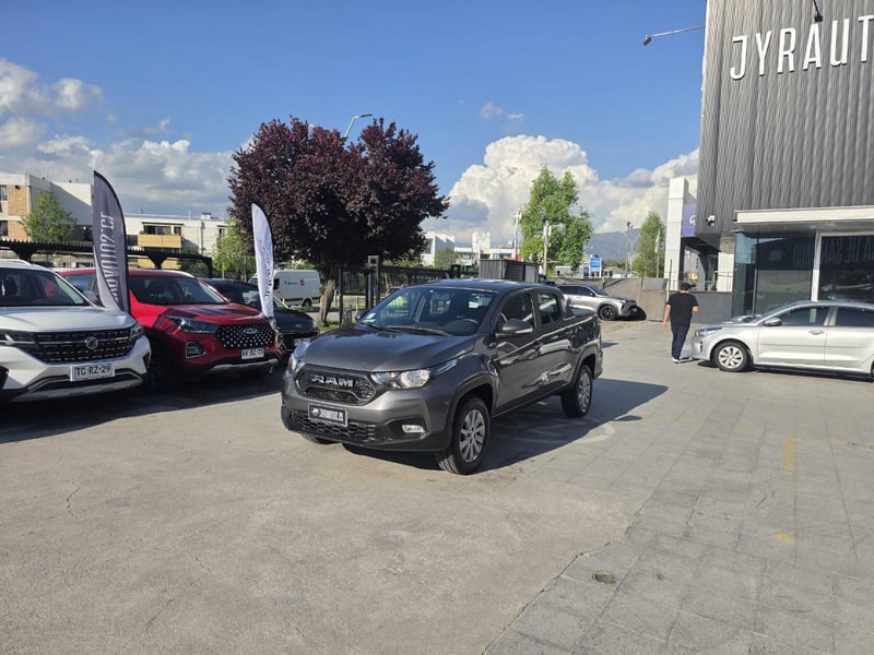 RAM 700 2024 - Imagen 7 de 12
