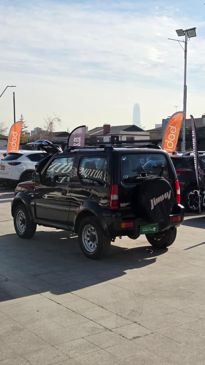 Suzuki Jimny JLX 2017 - Imagen 9 de 11