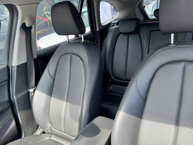 BMW X1 Sdrive20i Urban 2018 - Imagen 7 de 9