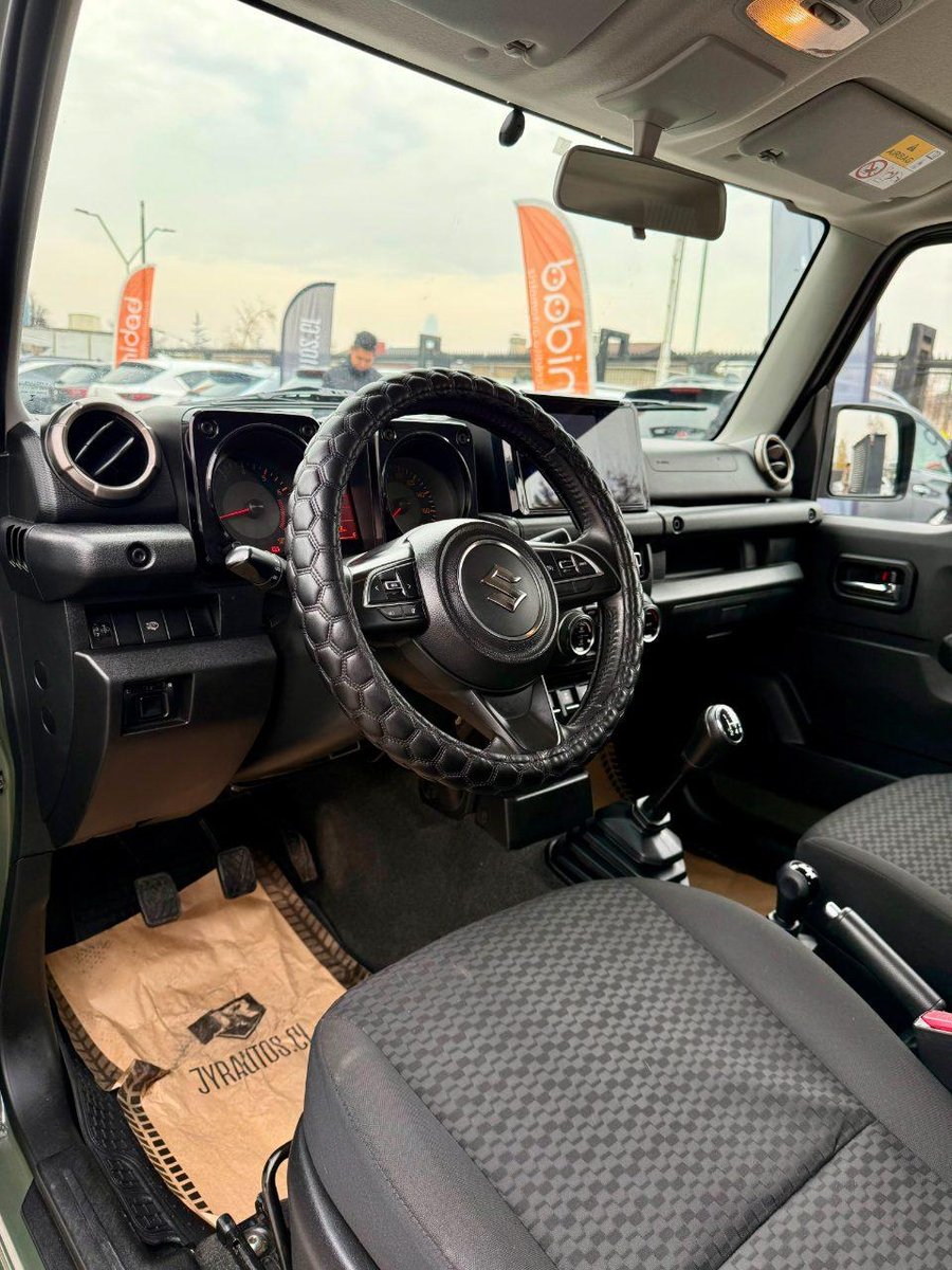 Suzuki Jimny 2020 - Imagen 9 de 13