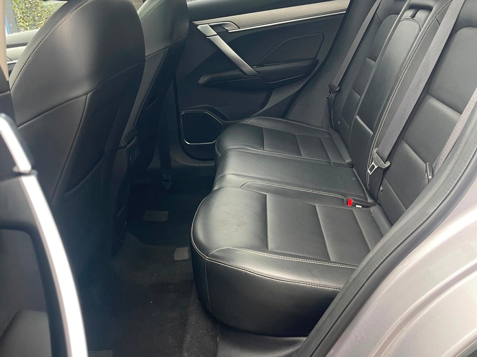 Geely Coolray 2023 - Foto 5 de 13