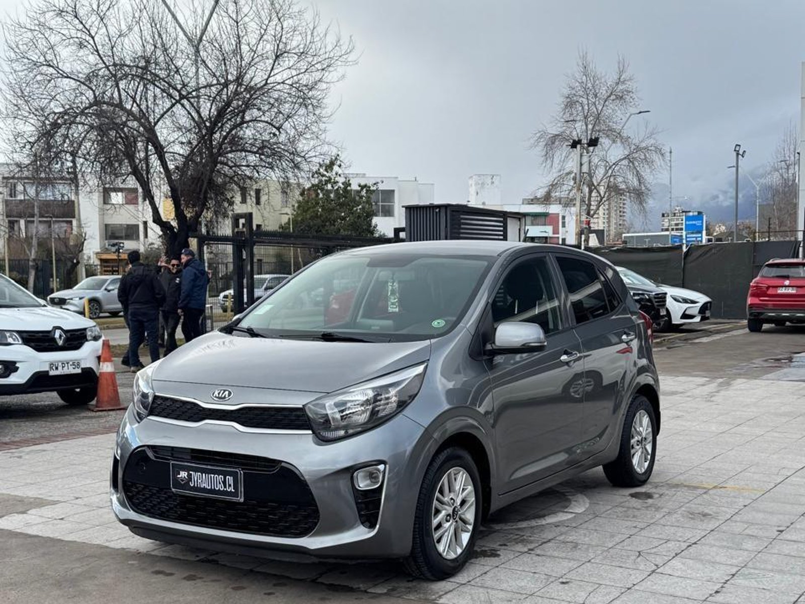 Kia Morning 2021 - Foto 3 de 9