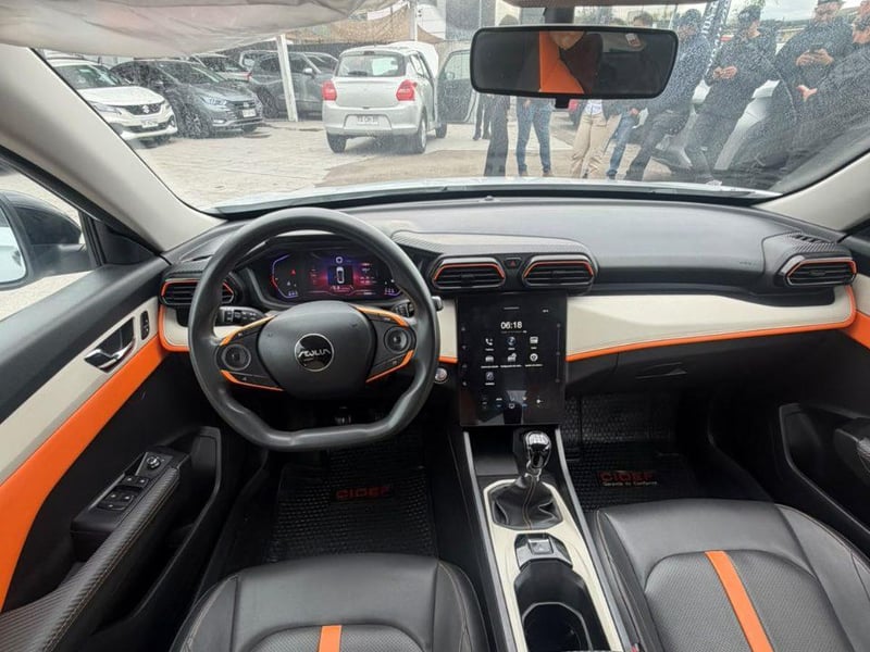 Dongfeng Aeolus Y3 1.5 2024 - Imagen 8 de 11