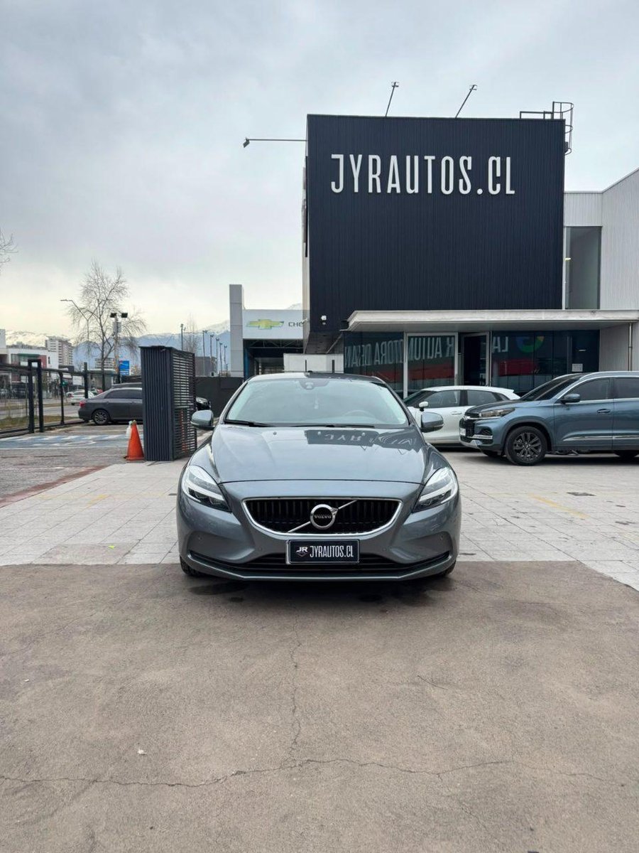 Volvo V40 2020 - Imagen 3 de 9