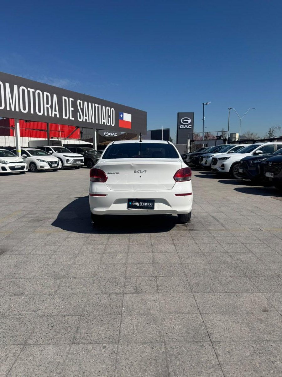 Kia Soluto 2024 - Imagen 8 de 8