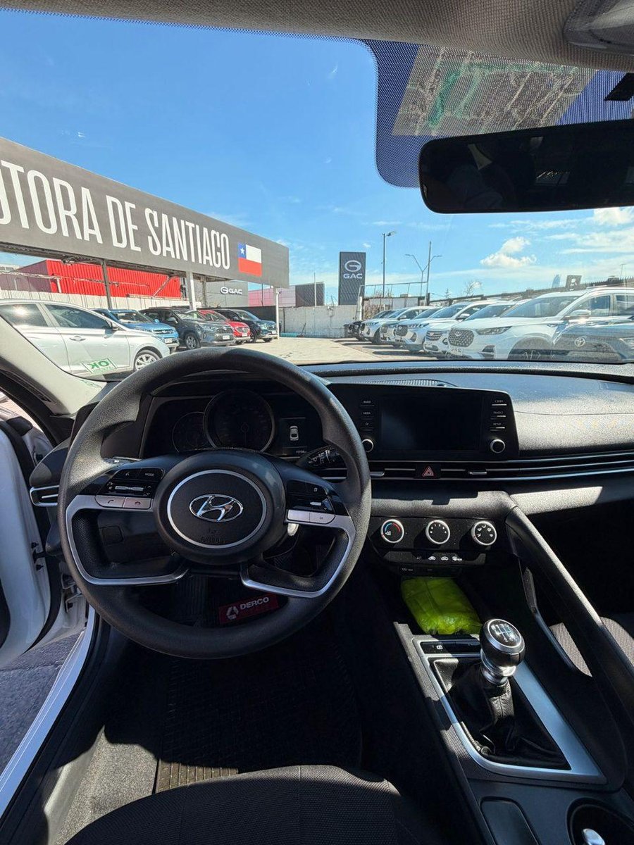 Hyundai Elantra 2021 - Imagen 3 de 13