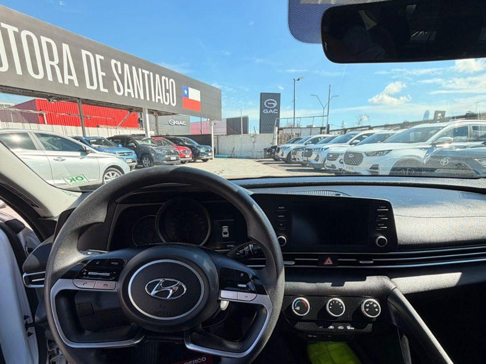Hyundai Elantra 2021 - Foto 3 de 13