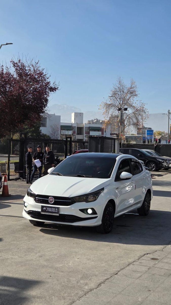 Fiat Cronos 2021 - Imagen 9 de 11