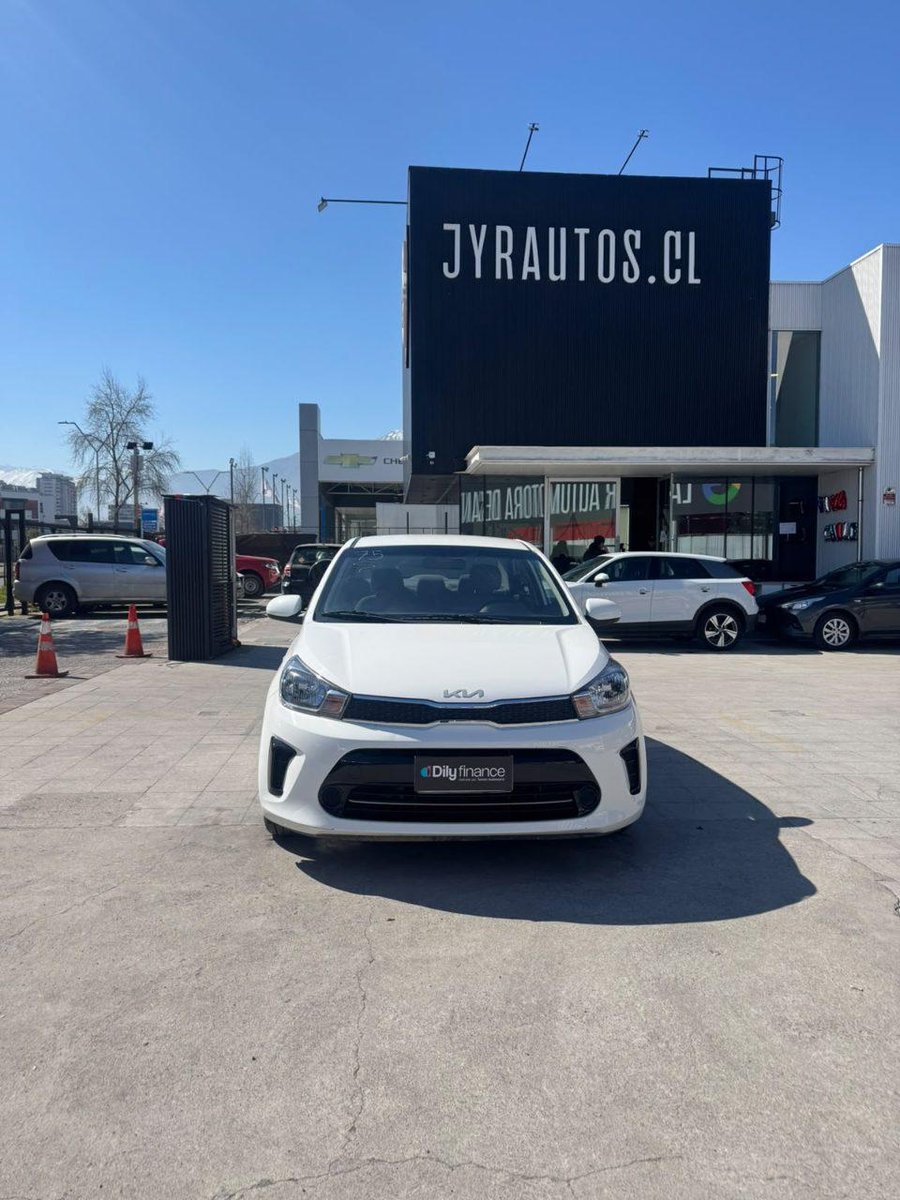 Kia Soluto 2024 - Imagen 7 de 8
