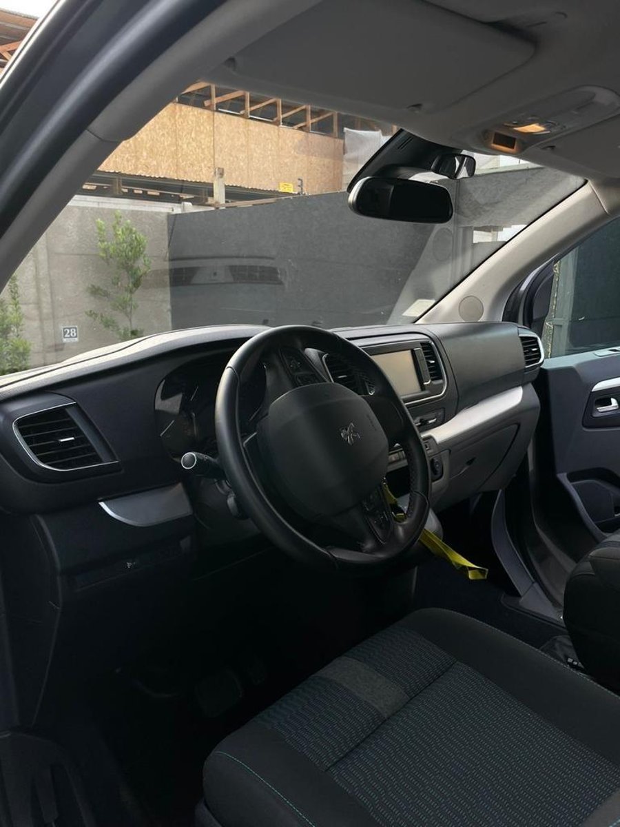 Peugeot Traveller 2022 - Foto 5 de 15