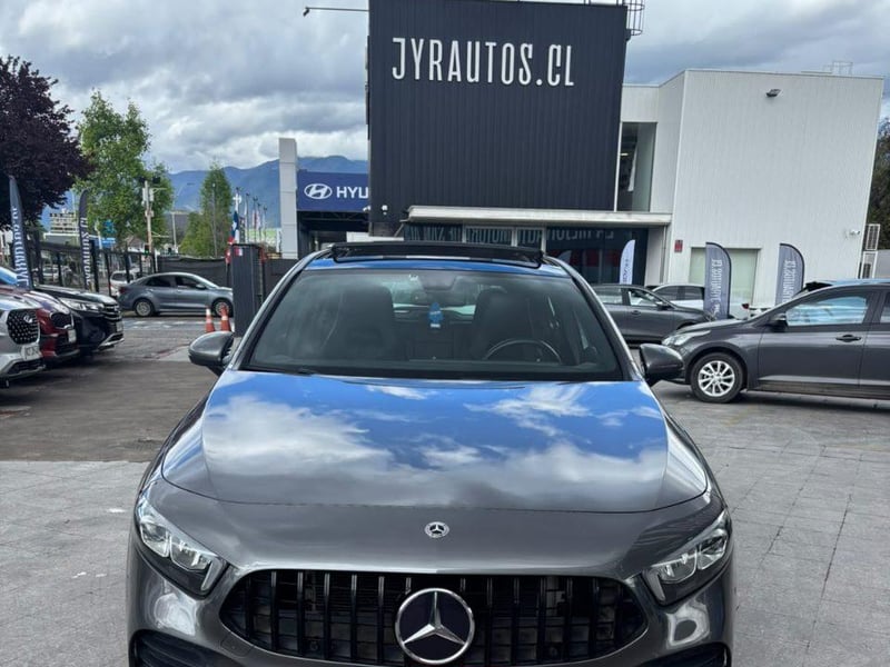 Mercedes-Benz Benz A250 HB 2.0 2022 - Imagen 5 de 8