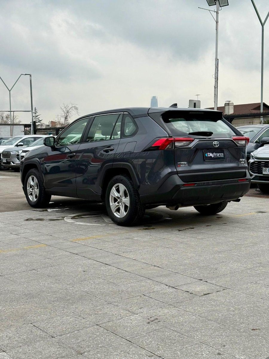 Toyota RAV 4 2020 - Imagen 7 de 14