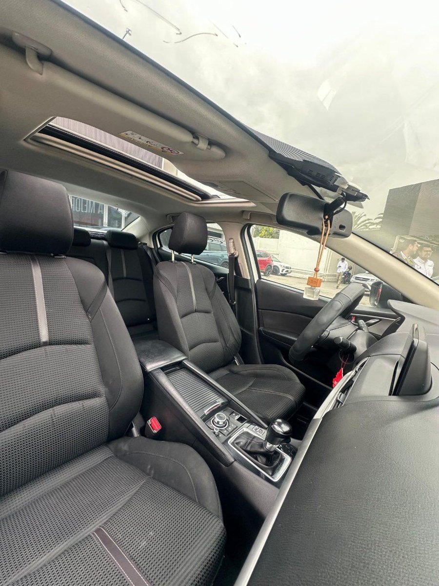 Mazda NEW 3 2019 - Imagen 7 de 13