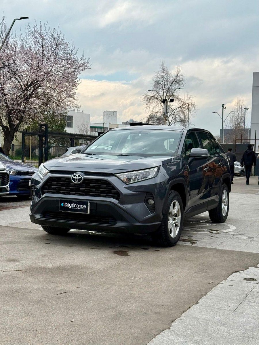 Toyota RAV 4 2020 - Imagen 5 de 14