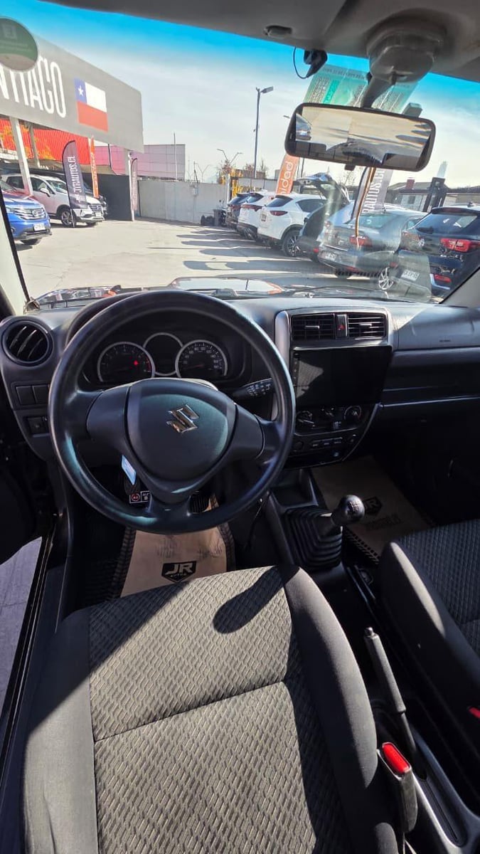 Suzuki Jimny JLX 2017 - Imagen 5 de 11