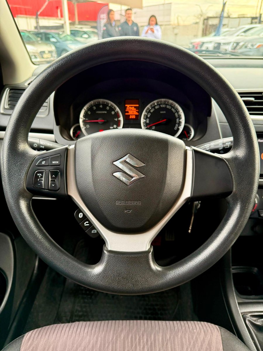 Suzuki Swift 2018 - Imagen 6 de 11