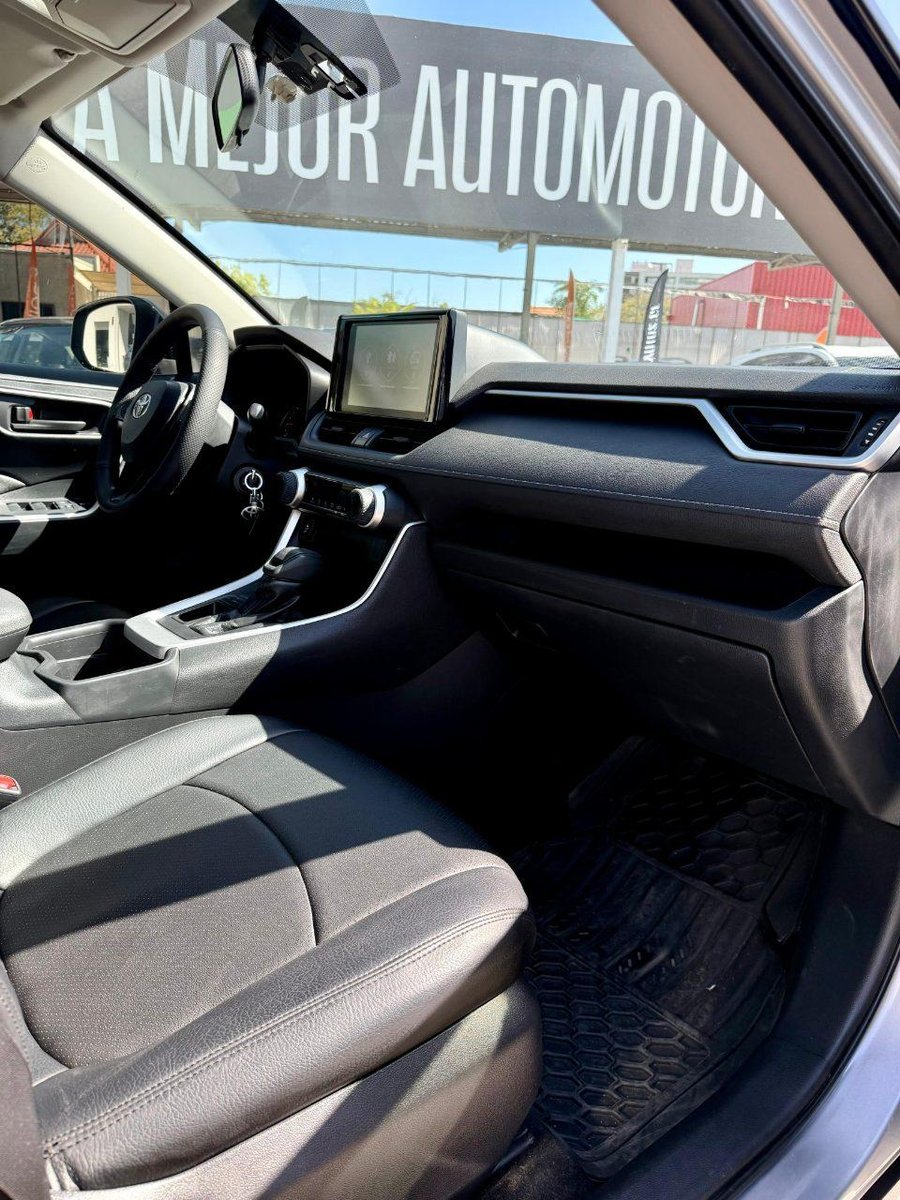 Toyota RAV 4 2022 - Imagen 4 de 12