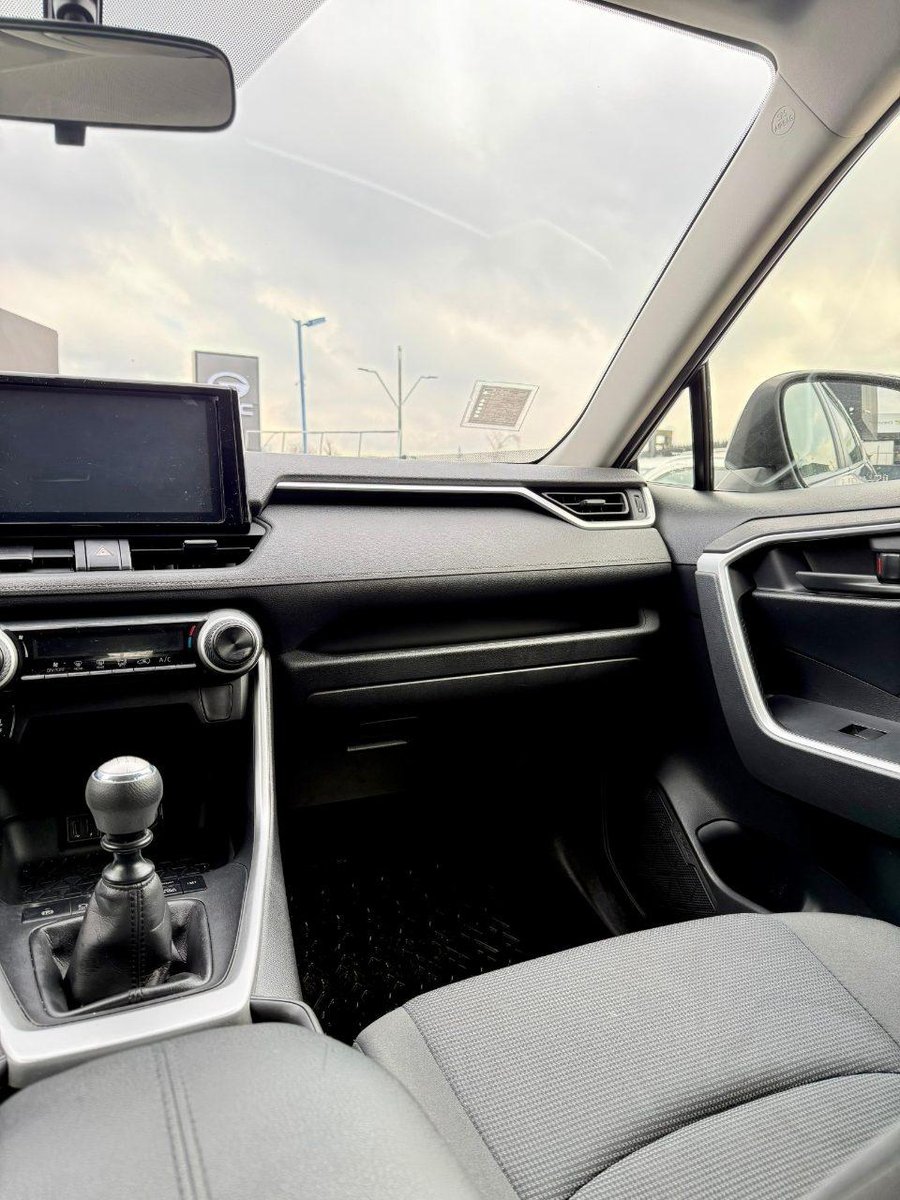 Toyota RAV 4 2020 - Imagen 10 de 14