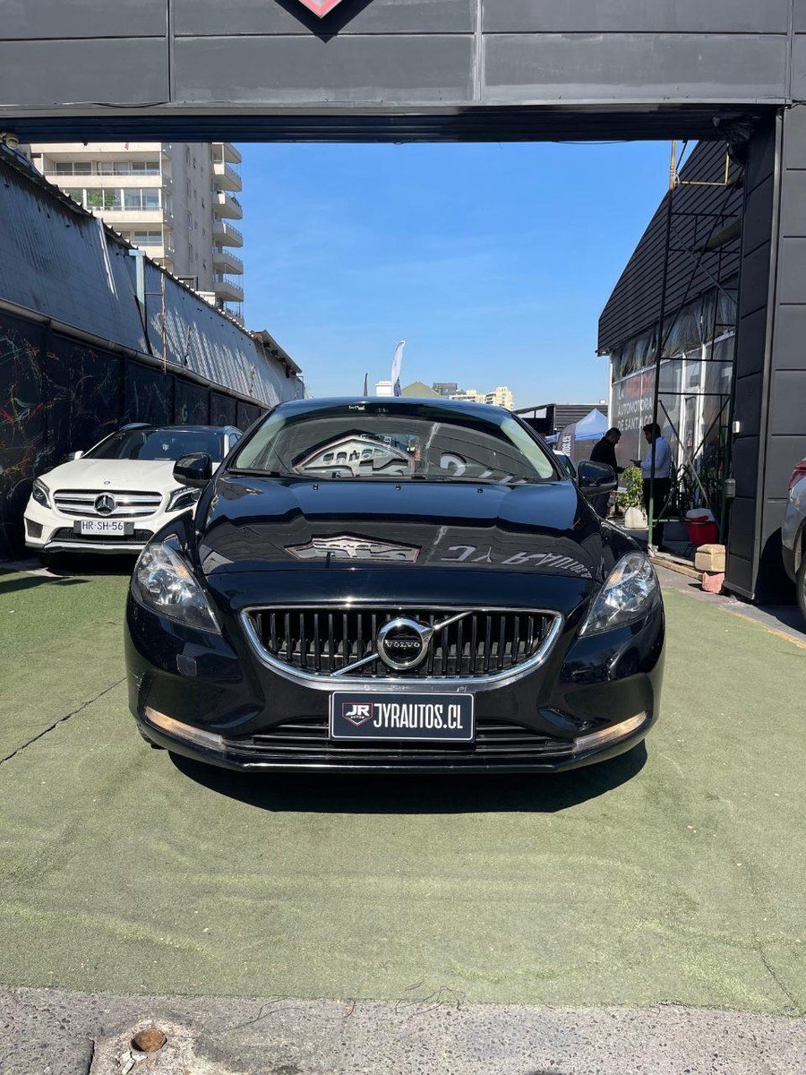 Volvo V40 2020 - Imagen 3 de 12