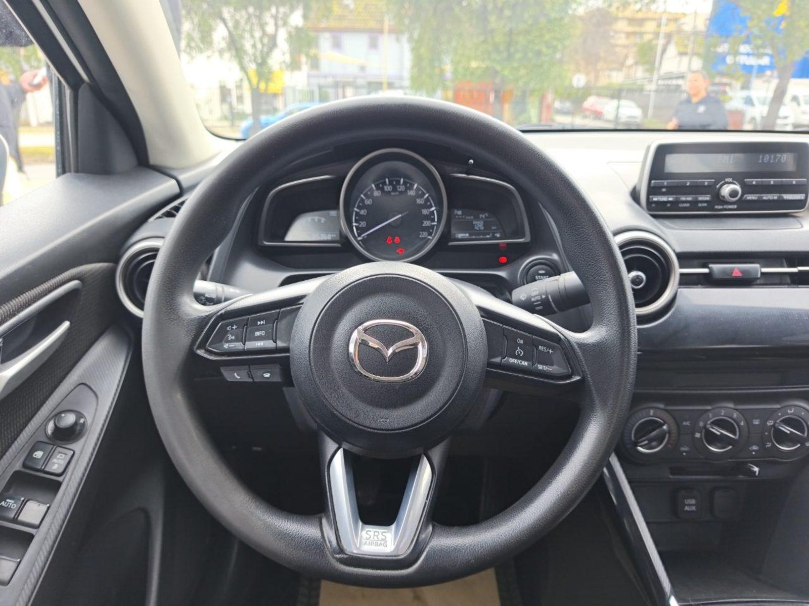 Mazda 2 2022 - Imagen 3 de 11