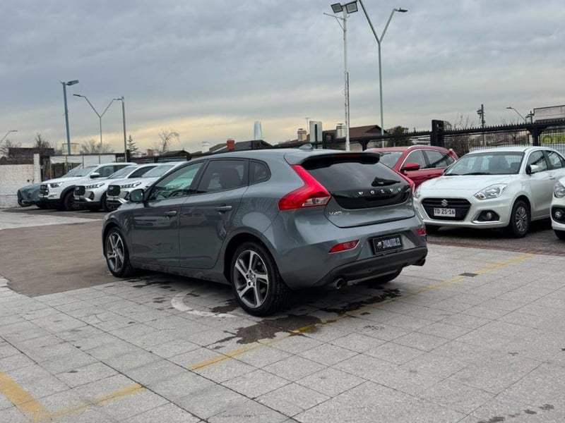Volvo V40 2020 - Imagen 6 de 9