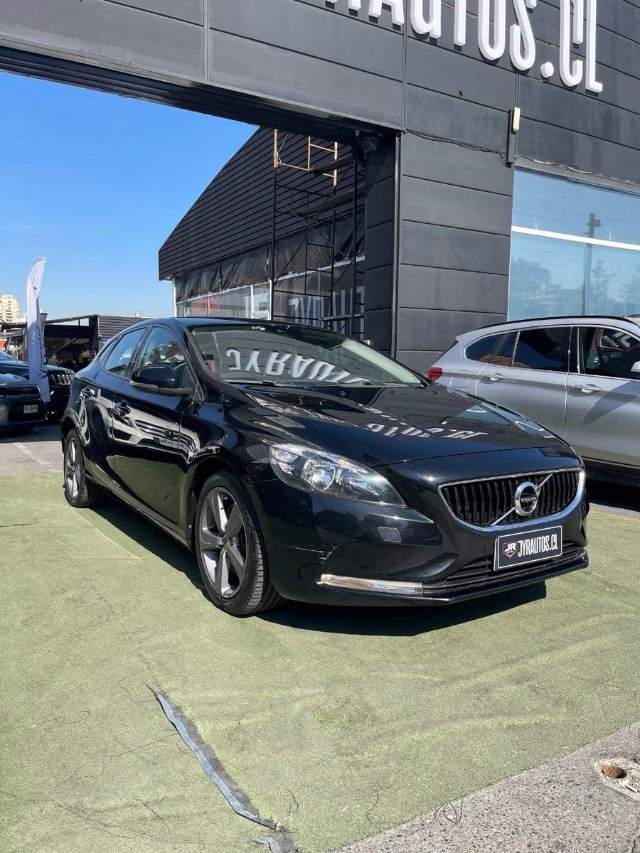 Volvo V40 2020 - Imagen 7 de 12