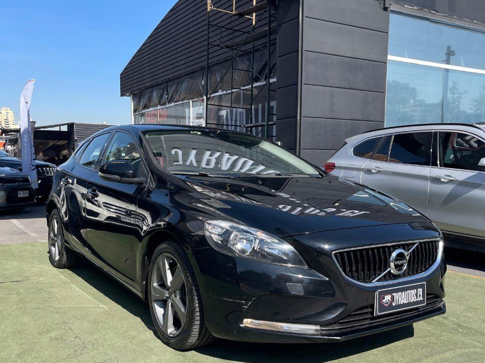 Volvo V40 T4 HB 2020 - Foto 3 de 12