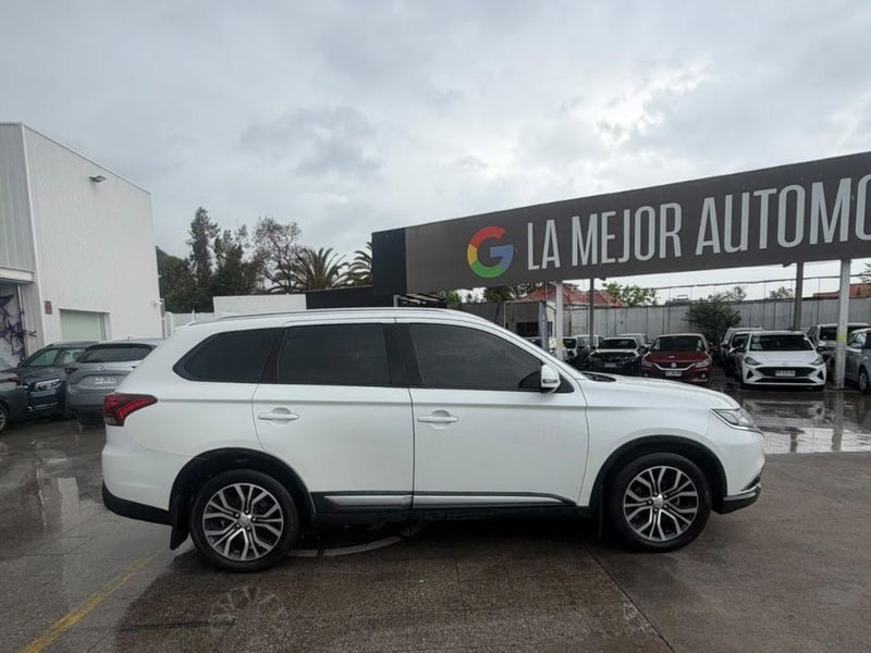 Mitsubishi Outlander 2019 - Imagen 11 de 11