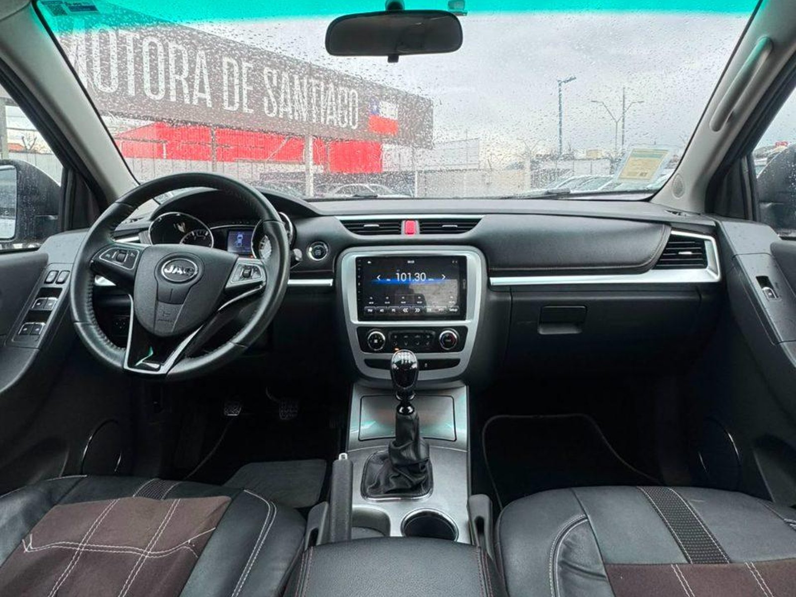 JAC T8 2024 - Foto 2 de 9